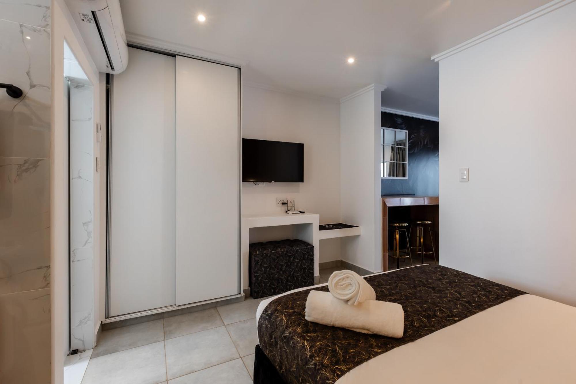 Bedfordview Hotel & Apartments Johannesburg Room photo